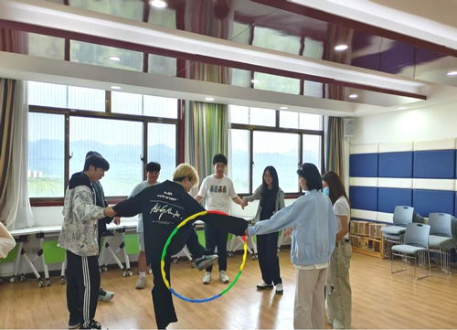 六館一中心 賦能 計(jì)算機(jī)學(xué)院創(chuàng)新思政教育打造沉浸式課堂